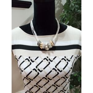 New York & Company Black & Beige Chain Print Round Neck Sleeveless Top Blouse XS